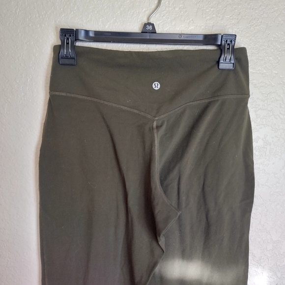 Lululemon Align Jogger 28" Dark Olive Sz 8 - Picture 5 of 7